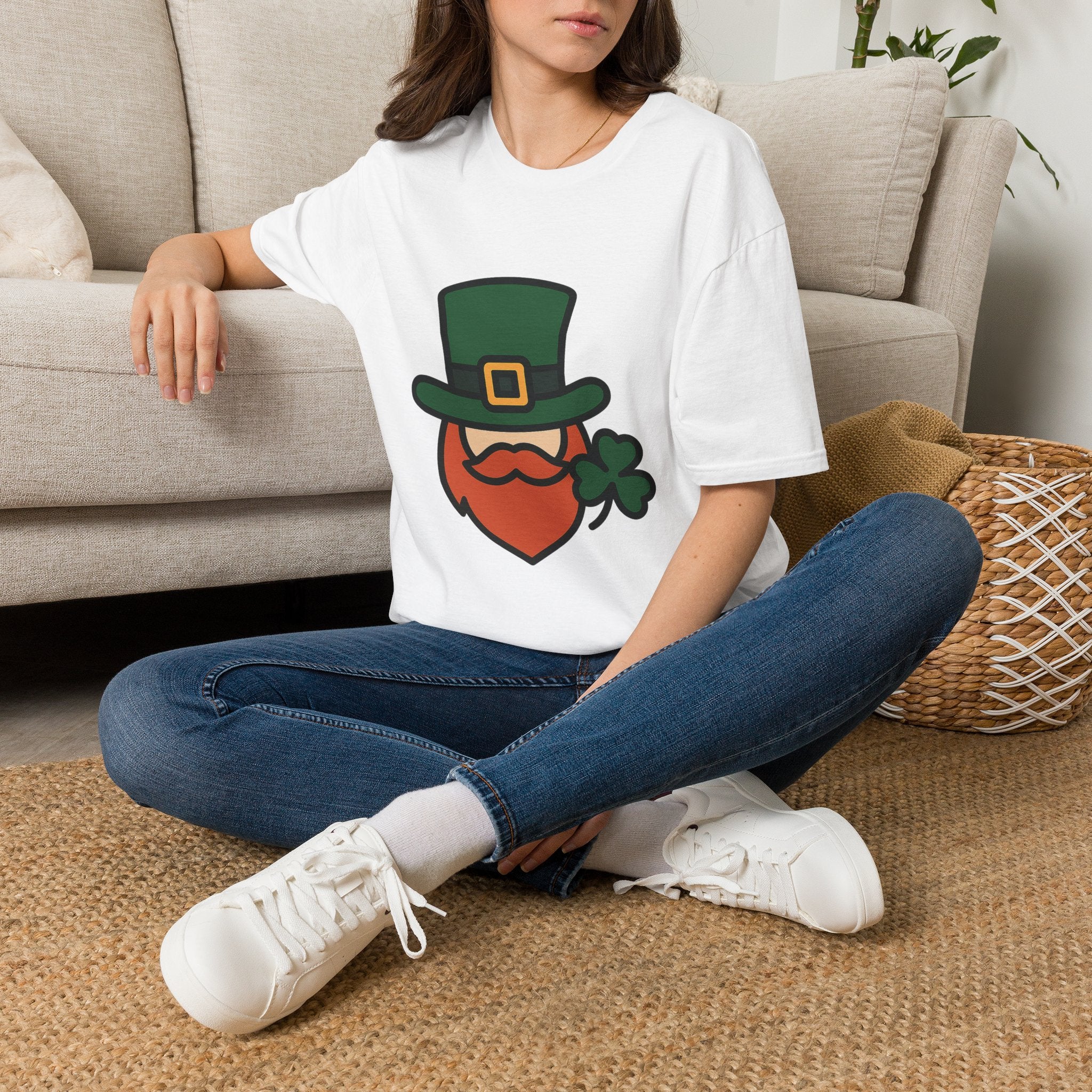 St Patrick’s Day t-shirt with lucky green St Patrick’s design – gift for St Patrick’s Day